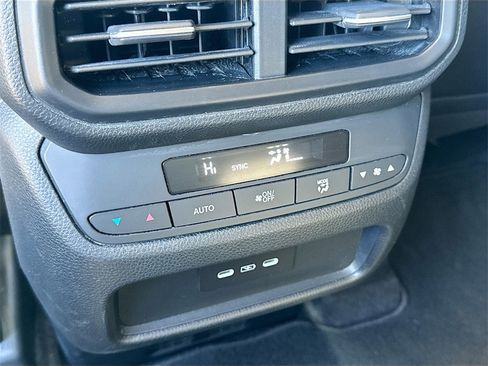 Used 2024 Honda Pilot EX-L image 24