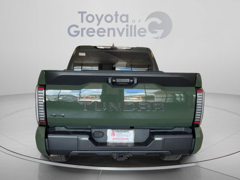 Used 2022 Toyota Tundra SR5 w/ SR5 Premium Package AWD/4WD image 5