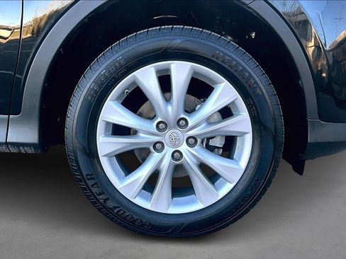 Used 2015 Toyota RAV4 Limited image 8