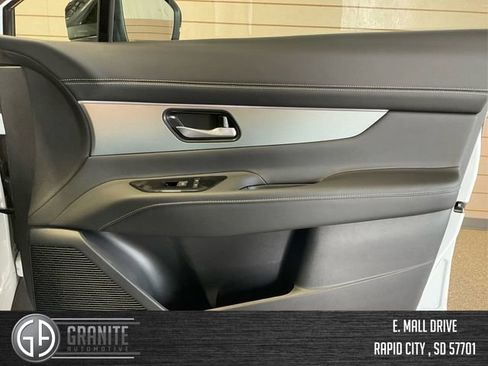 New 2025 Nissan Murano SL AWD/4WD image 22
