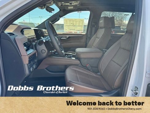 New 2026 Chevrolet Suburban High Country AWD/4WD image 10