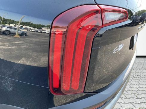 Used 2022 Kia Telluride SX FWD image 11