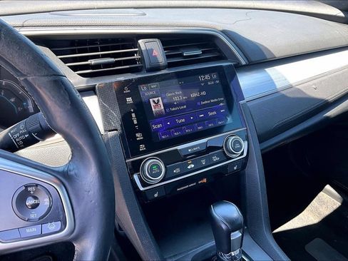 Used 2017 Honda Civic Touring image 8