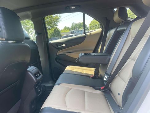 Used 2024 Chevrolet Equinox Premier AWD/4WD image 11