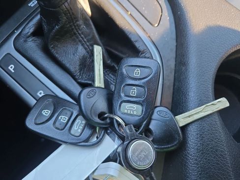 Used 2013 Kia Optima LX image 31