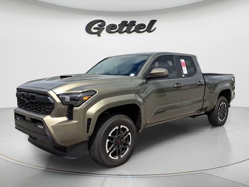 Certified 2026 Toyota Tacoma TRD Sport AWD/4WD image 1