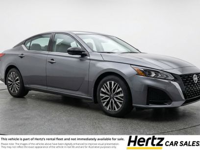 Used 2025 Nissan Altima 2.5 SV