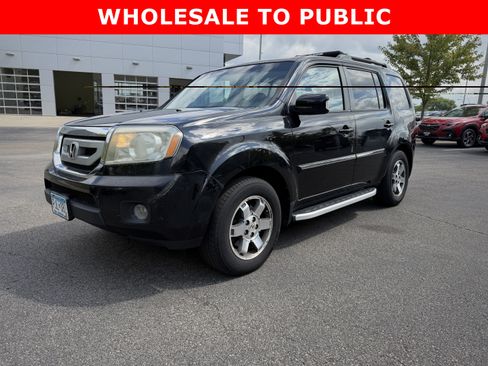 Used 2011 Honda Pilot Touring image 1