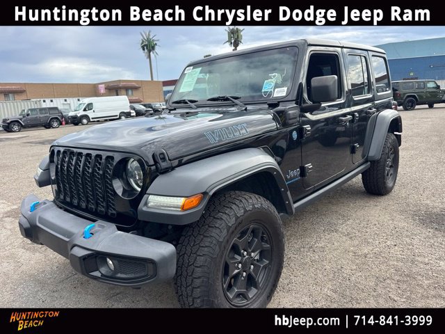 Used 2023 Jeep Wrangler Unlimited w/ 8.4" Radio Group AWD/4WD image 1