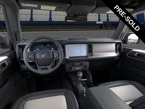 New 2026 Ford Bronco Outer Banks AWD/4WD image 9