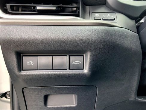 Certified 2025 Toyota Grand Highlander AWD image 33