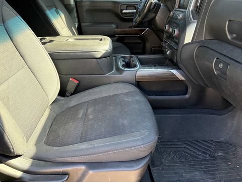 Used 2022 Chevrolet Silverado 1500 RST AWD/4WD image 7
