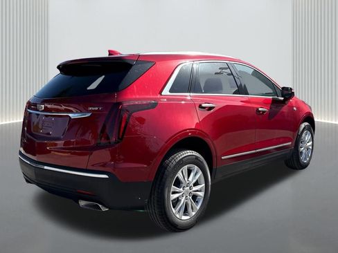 New 2025 Cadillac XT5 Luxury image 5