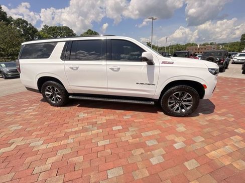 Used 2023 Chevrolet Suburban Z71 w/ Luxury Package AWD/4WD image 37