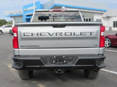 New 2026 Chevrolet Silverado 1500 LT Trail Boss w/ Dark Appearance Package image 5