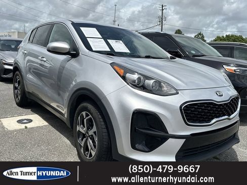 Used 2022 Kia Sportage LX FWD image 1