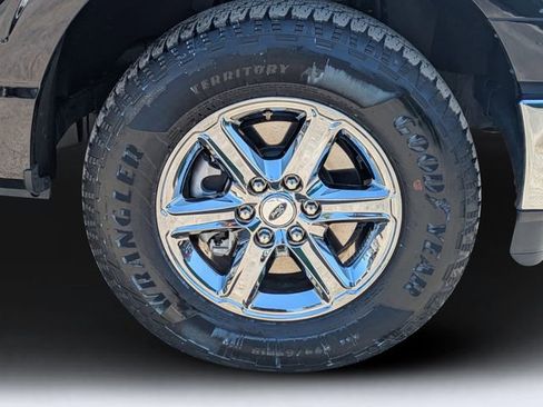 Used 2025 Ford F150 XLT AWD/4WD image 11