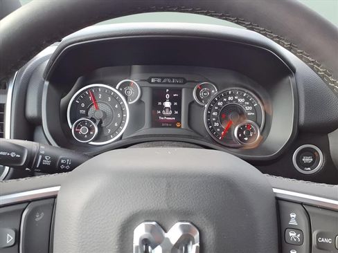 New 2025 RAM 1500 Big Horn AWD/4WD image 8