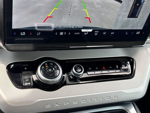 Certified 2025 Ford Expedition Active RWD image 24