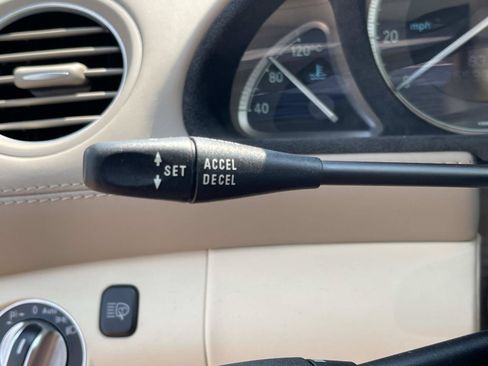 Used 2005 Mercedes-Benz SL 600 image 34
