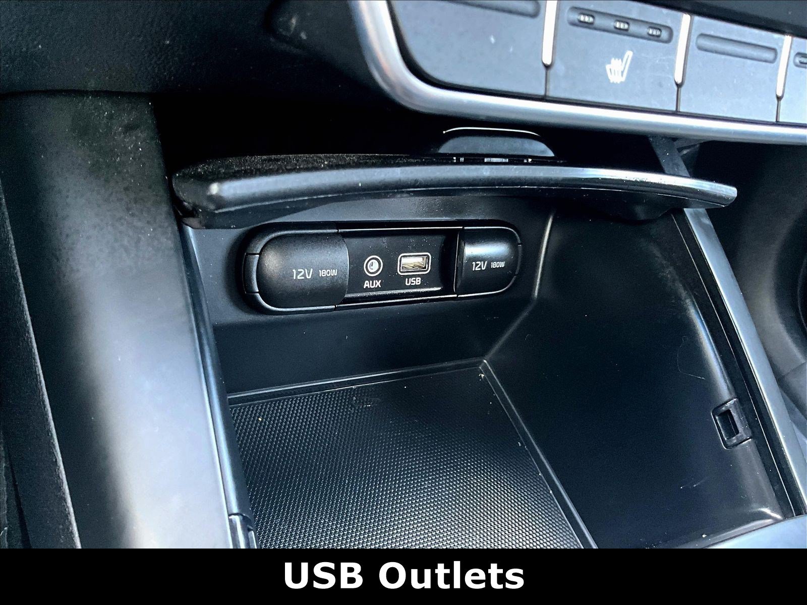 Used 2020 Kia Sorento LX w/ LX I4 Convenience Package AWD/4WD image 14