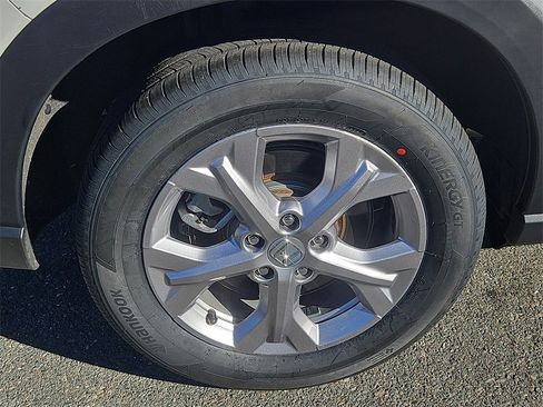 Certified 2024 Honda HR-V LX image 9