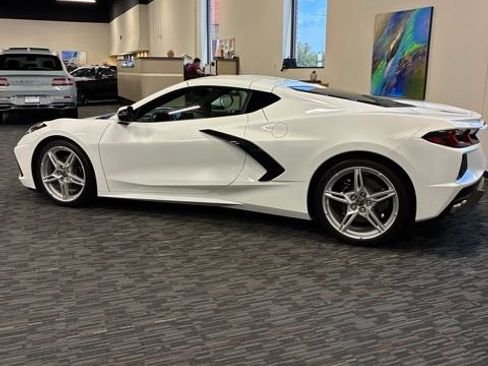 Used 2023 Chevrolet Corvette Stingray Preferred Cpe w/ 2LT RWD image 4