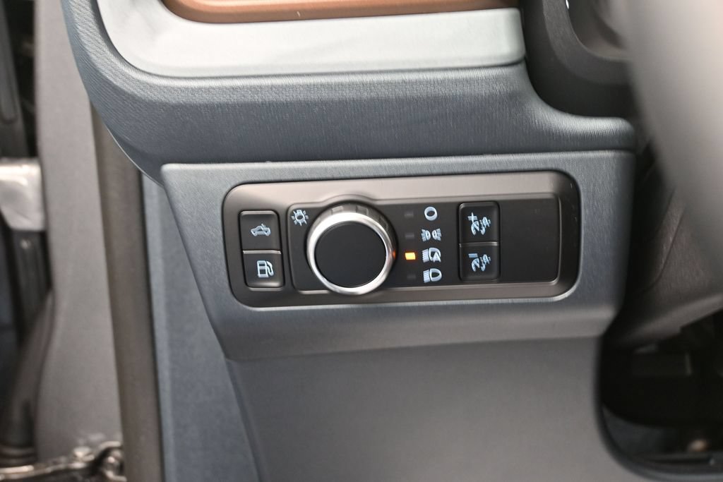 Used 2023 Ford Maverick Lariat w/ Lariat Luxury Package FWD image 33