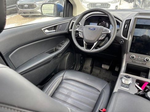 Used 2024 Ford Edge SEL w/ Convenience Package image 13