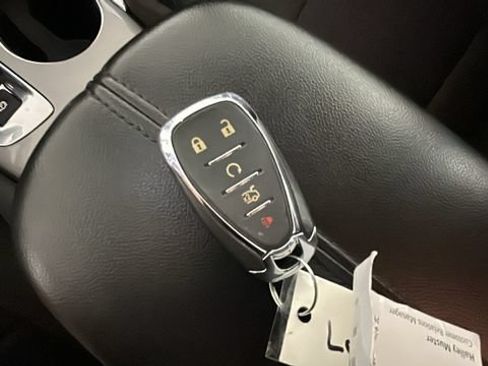 Used 2023 Chevrolet Malibu LT FWD image 20