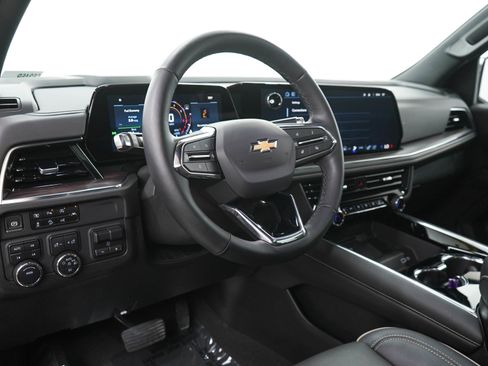 Used 2025 Chevrolet Tahoe Premier w/ Sun And Tow Package AWD/4WD image 26