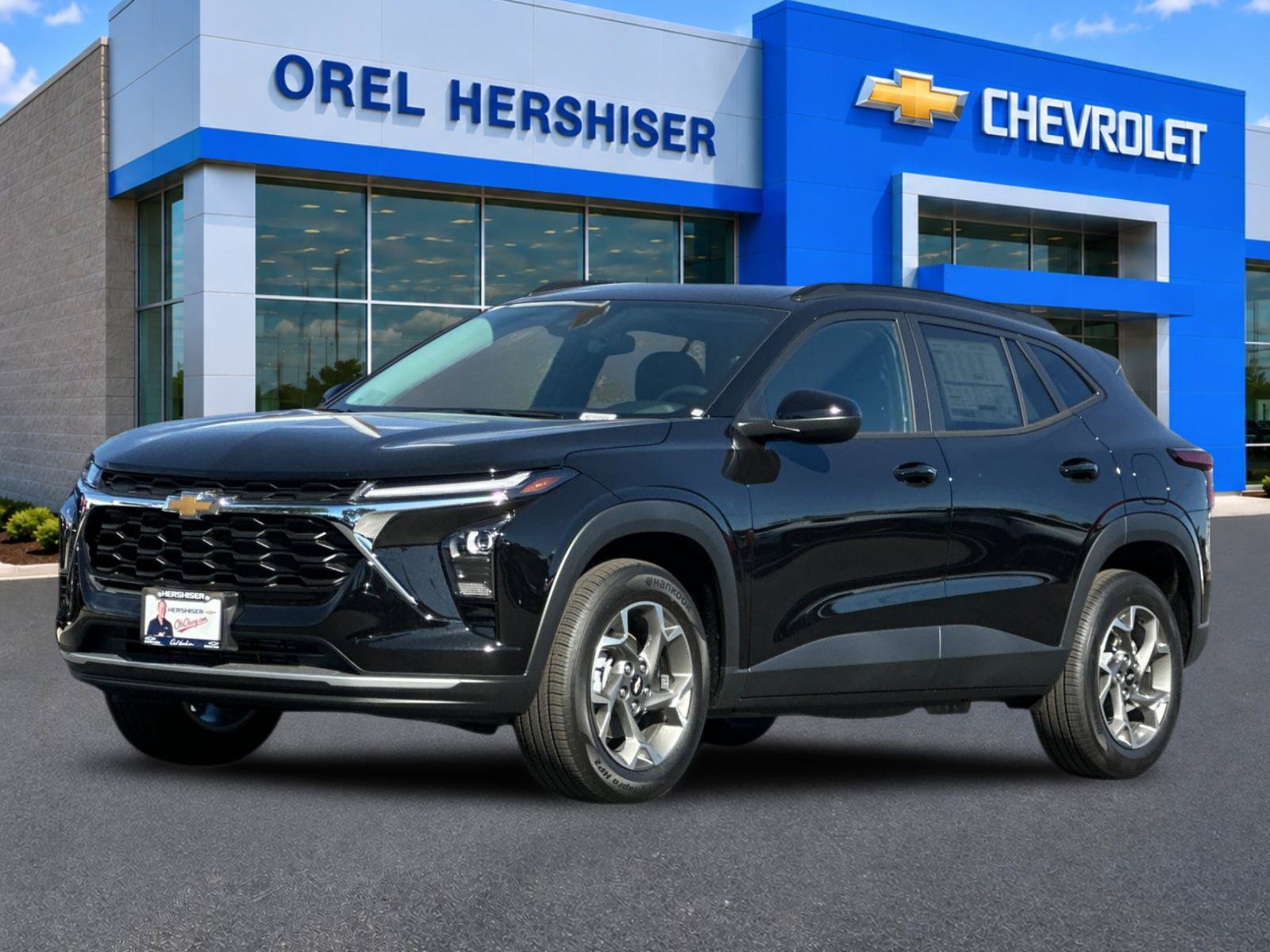 New 2026 Chevrolet Trax LT w/ LT Convenience Package FWD image 8