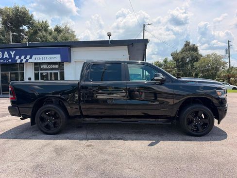 Used 2022 RAM 1500 Big Horn AWD/4WD image 6