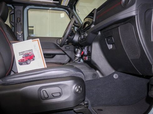 Certified 2024 Jeep Wrangler Unlimited Rubicon image 5