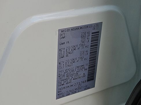 Certified 2022 Nissan Pathfinder Platinum w/ Cargo Package image 28