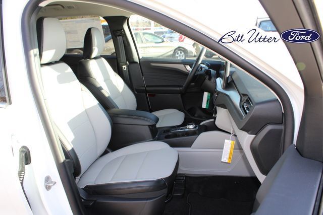 New 2025 Ford Escape SE FWD image 8