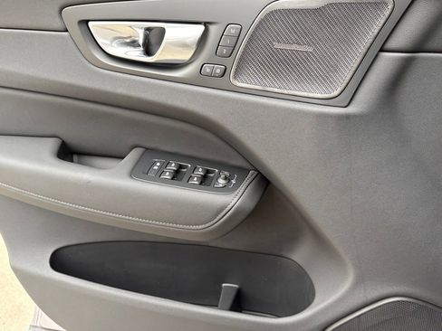 New 2026 Volvo XC60 B5 Ultra w/ Protection Package Premier image 19