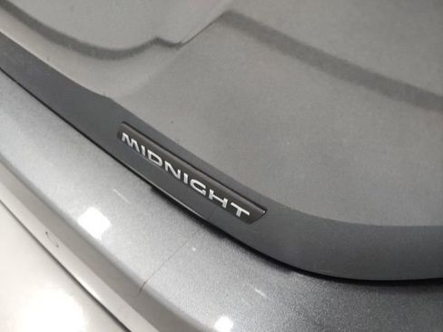 Used 2023 Nissan Sentra SR w/ Midnight Edition Package FWD image 9