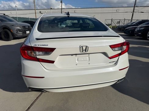 Used 2022 Honda Accord Sport image 4