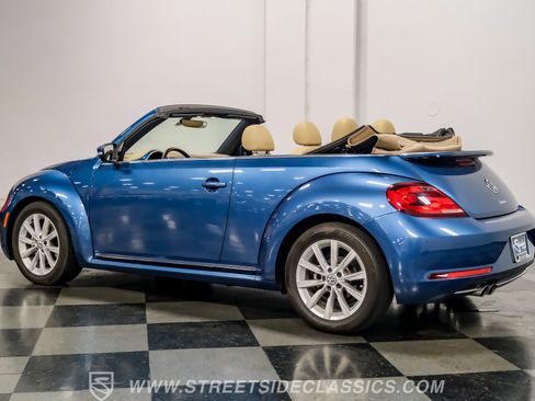 Used 2019 Volkswagen Beetle 2.0T Final Edition SEL image 7