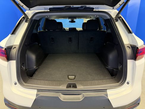 Used 2024 Chevrolet Blazer LT w/ Convenience Package FWD image 27