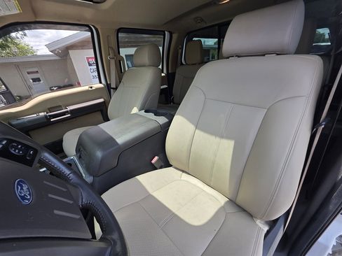 Used 2011 Ford F350 Lariat w/ Lariat Ultimate Pkg AWD/4WD image 19