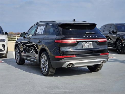 New 2026 Lincoln Corsair Premiere image 5