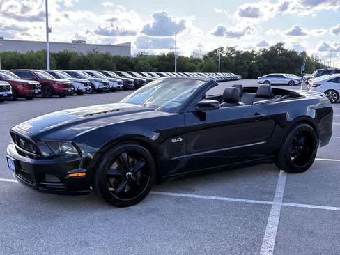 Used 2013 Ford Mustang GT Premium w/ Brembo Brake Pkg RWD image 20
