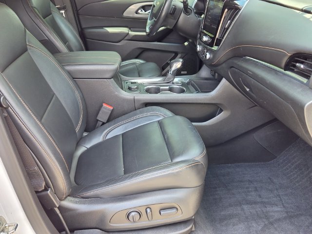 Used 2021 Chevrolet Traverse LT w/ LT Premium Package FWD image 19