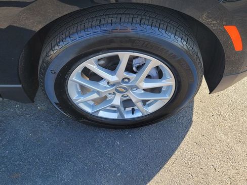 Used 2023 Chevrolet Equinox LT FWD image 15