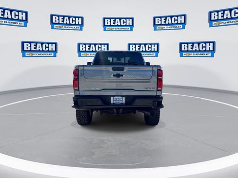 New 2026 Chevrolet Silverado 2500 ZR2 AWD/4WD image 7