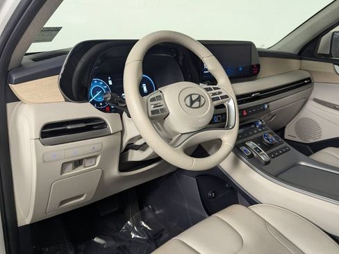 Used 2023 Hyundai Palisade Limited AWD/4WD image 13