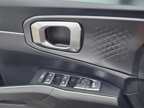 New 2026 Kia Sorento LX FWD image 15