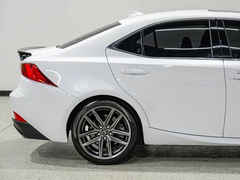 Used 2018 Lexus IS 350 F Sport image 16
